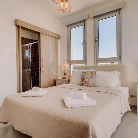 Villa Alasia 16 - Modern Smart In Tranquil Serenity