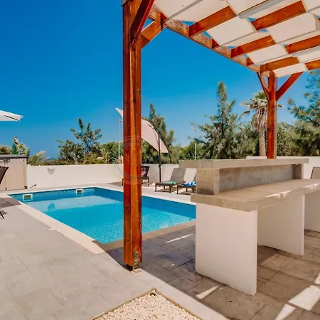Alasia 16 - Modern Smart In Tranquil Serenity