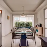 Villa Alasia 16 - Modern Smart In Tranquil Serenity