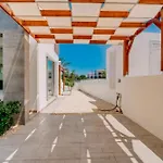 Alasia 16 - Modern Smart In Tranquil Serenity Villa *