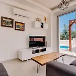 Alasia 16 - Modern Smart In Tranquil Serenity *