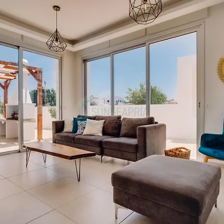 Alasia 16 - Modern Smart In Tranquil Serenity וילה פאראלימני