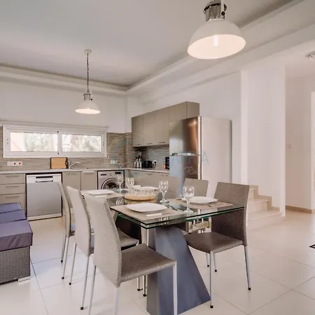 Alasia 16 - Modern Smart In Tranquil Serenity *