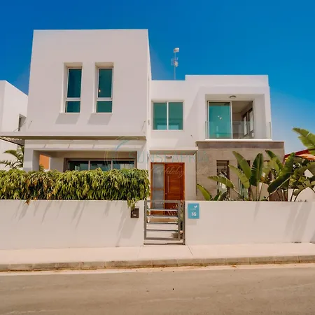 Alasia 16 - Modern Smart In Tranquil Serenity Villa *