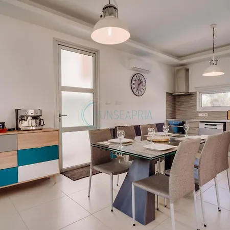 Villa Alasia 16 - Modern Smart In Tranquil Serenity *