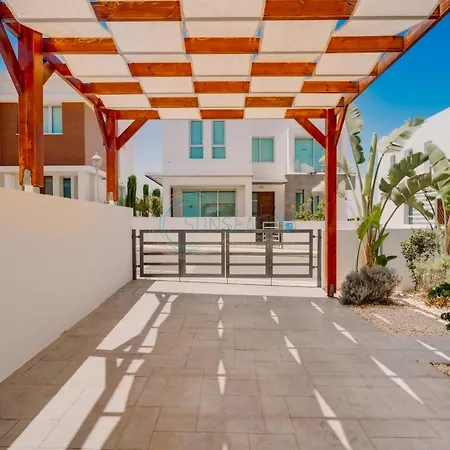 Villa Alasia 16 - Modern Smart In Tranquil Serenity Paralimni