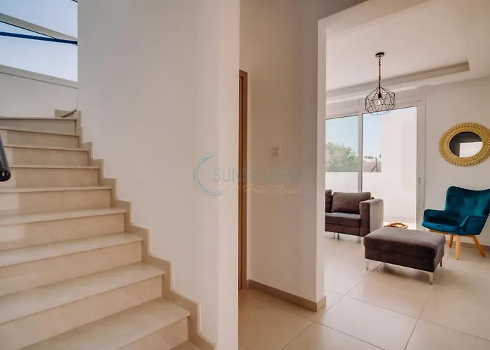 Alasia 16 - Modern Smart In Tranquil Serenity