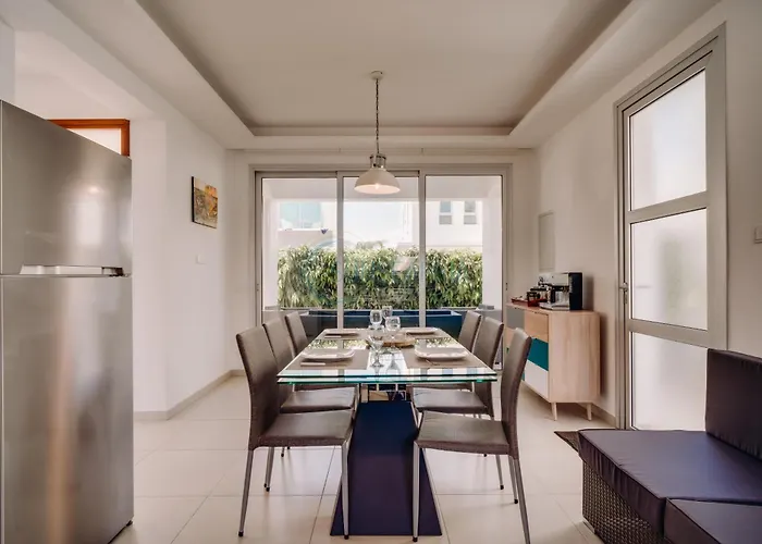 Villa Alasia 16 - Modern Smart In Tranquil Serenity