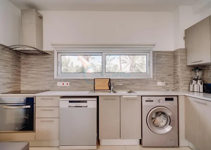 Alasia 16 - Modern Smart In Tranquil Serenity * Paralimni