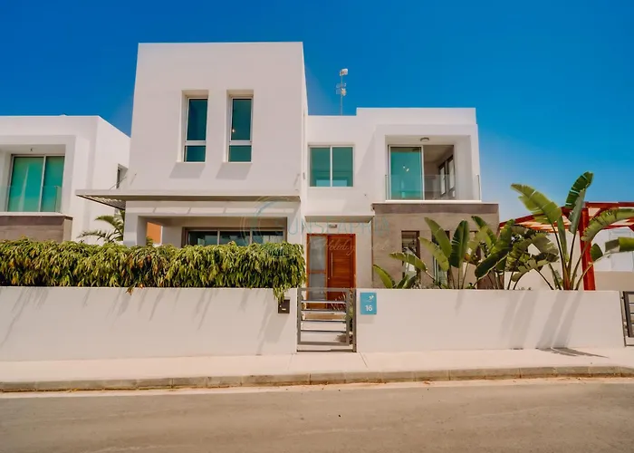 Alasia 16 - Modern Smart In Tranquil Serenity Villa *