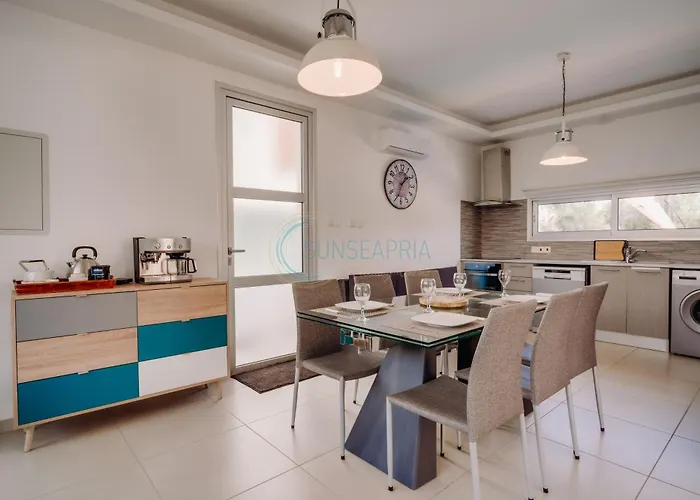 Villa Alasia 16 - Modern Smart In Tranquil Serenity *