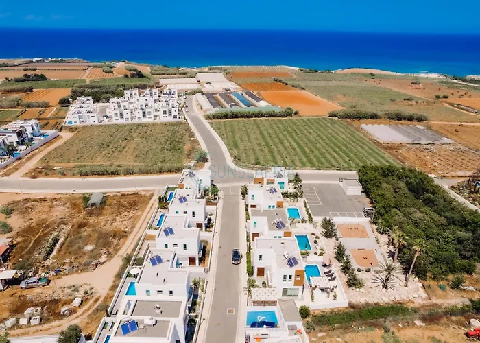 Villa Alasia 16 - Modern Smart In Tranquil Serenity