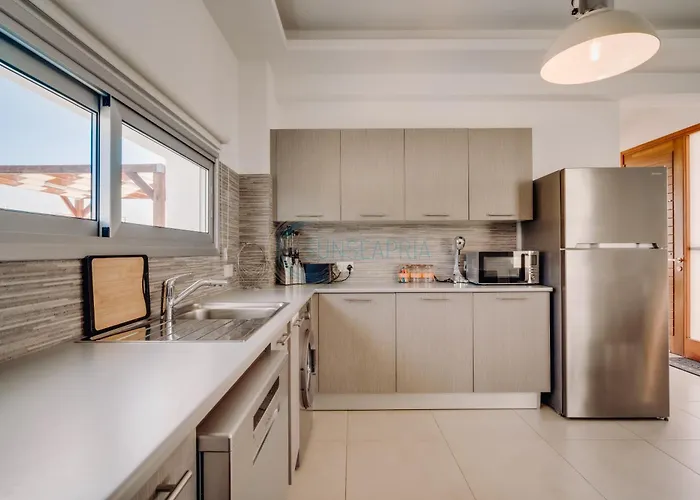 Alasia 16 - Modern Smart In Tranquil Serenity